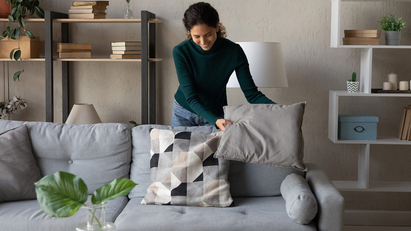 ソファに合うクッションの置き方とは?おしゃれな数・サイズ・配置のコツを解説 - HOUSE OF JAPAN Shop