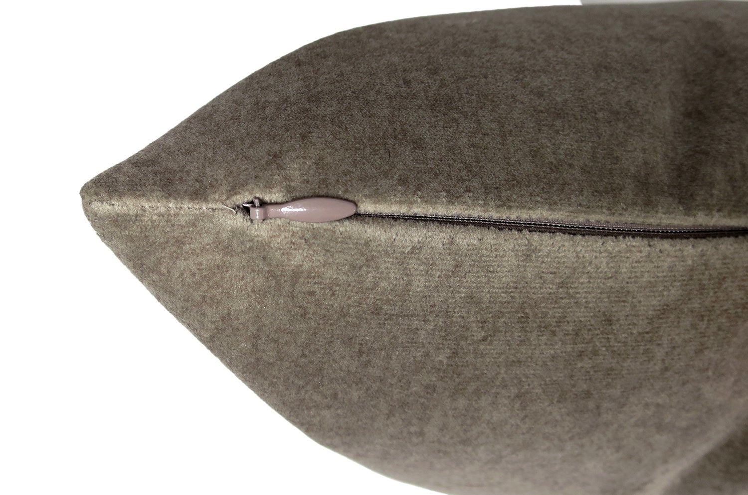 艶やかなベルベット調 撥水機能 ペット対応 クッションカバー(グレージュ) 45×45cm - HOUSE OF JAPAN Shop