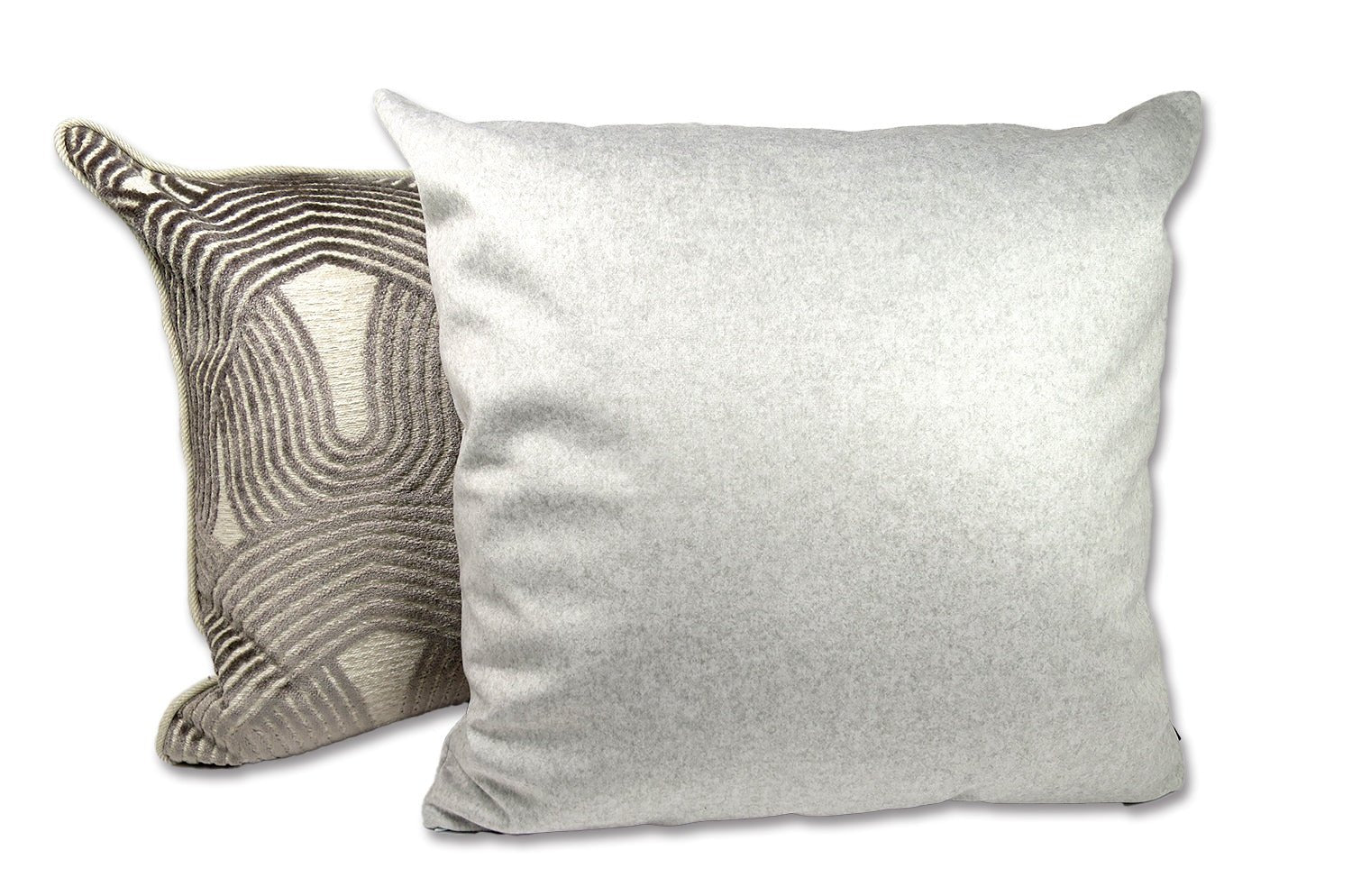 艶やかなベルベット調 撥水機能 ペット対応 クッションカバー(セメント) 45×45cm - HOUSE OF JAPAN Shop