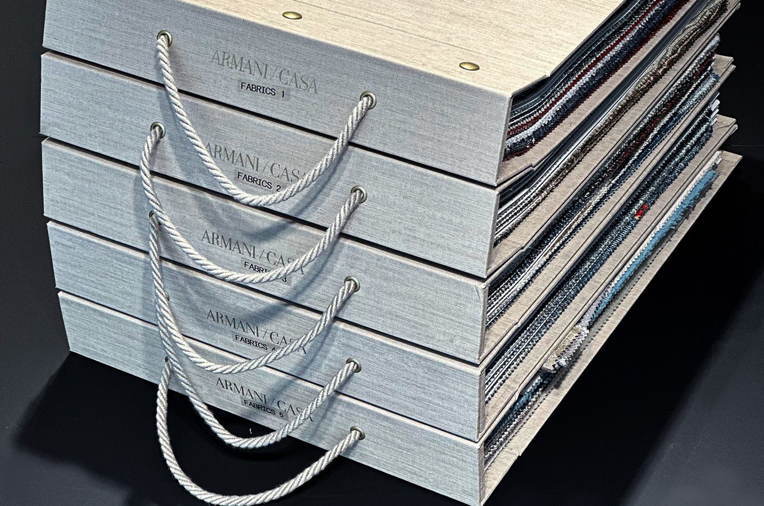ARMANI CASA アルマーニカーザ ADDA Platinum クッションカバー 40×40cm - HOUSE OF JAPAN Shop