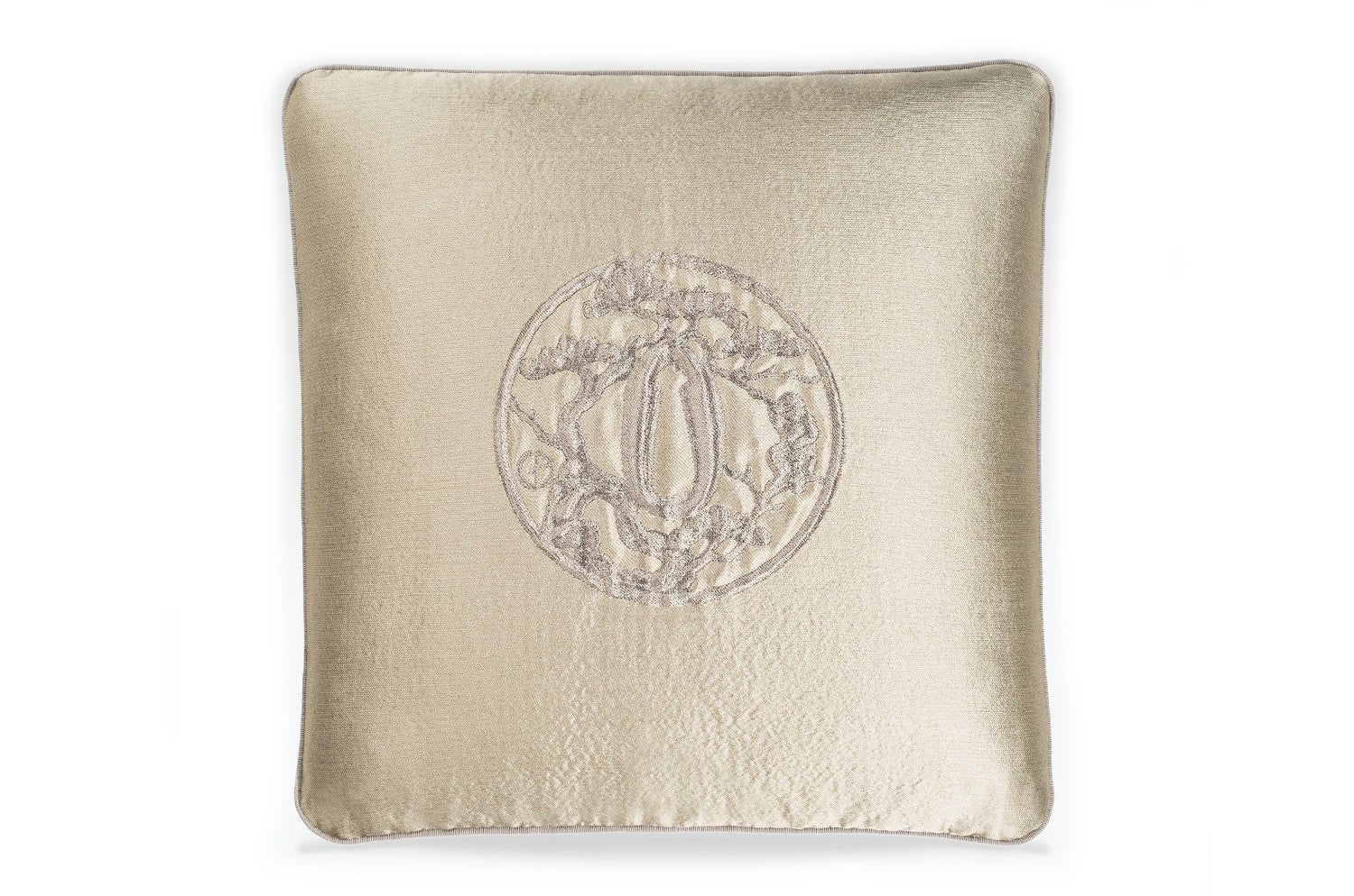 【海外取寄品】ARMANI/CASA JAPAN ジャパンクッション GOLD/PLATINUM 40×40cm フェザー 中材付 - HOUSE OF JAPAN Shop