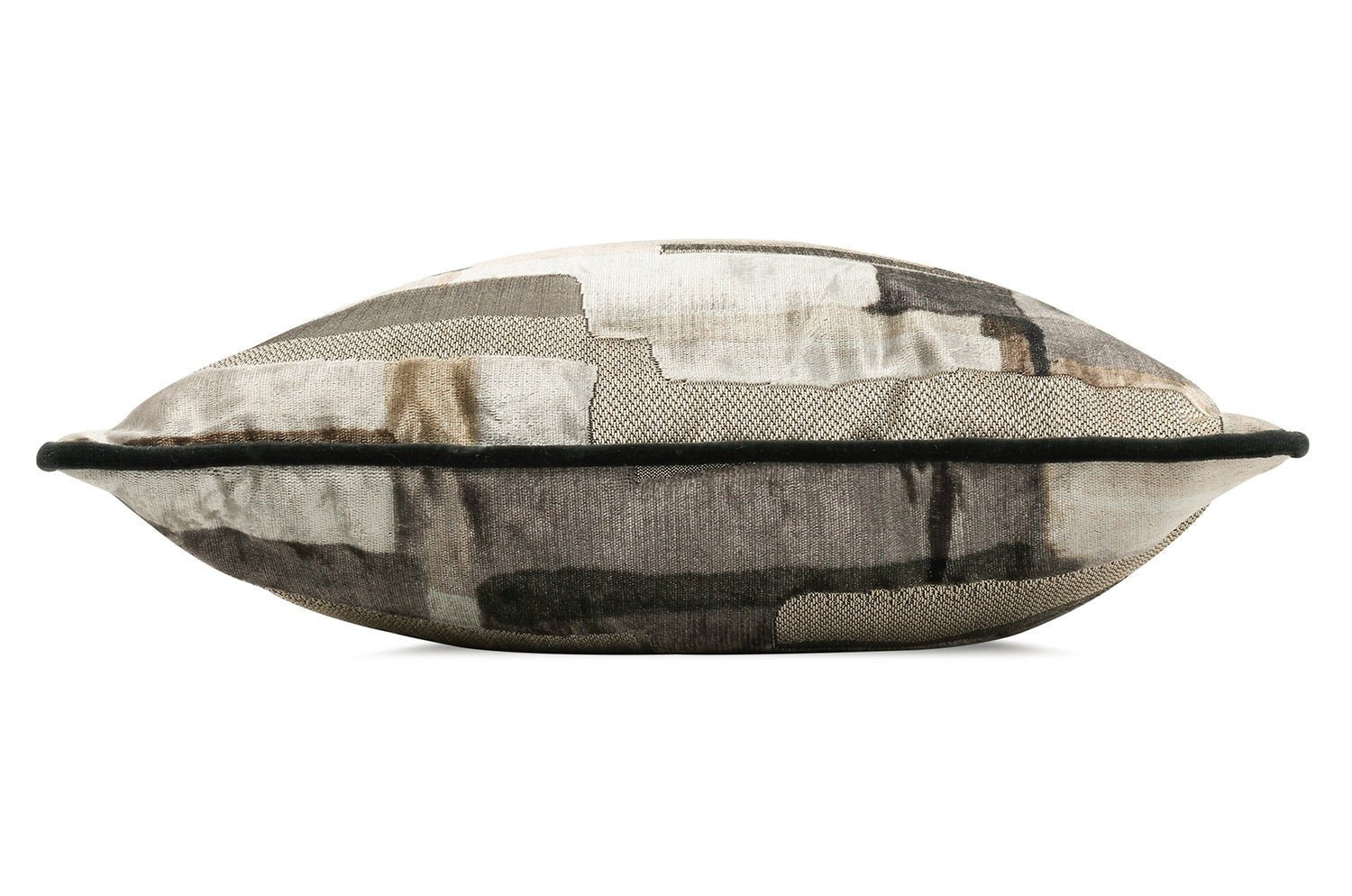 【海外取寄品】BLACK edition(ブラックエディション) Quadrata クッション(Mercury) 60x40cm 中材付 - HOUSE OF JAPAN Shop