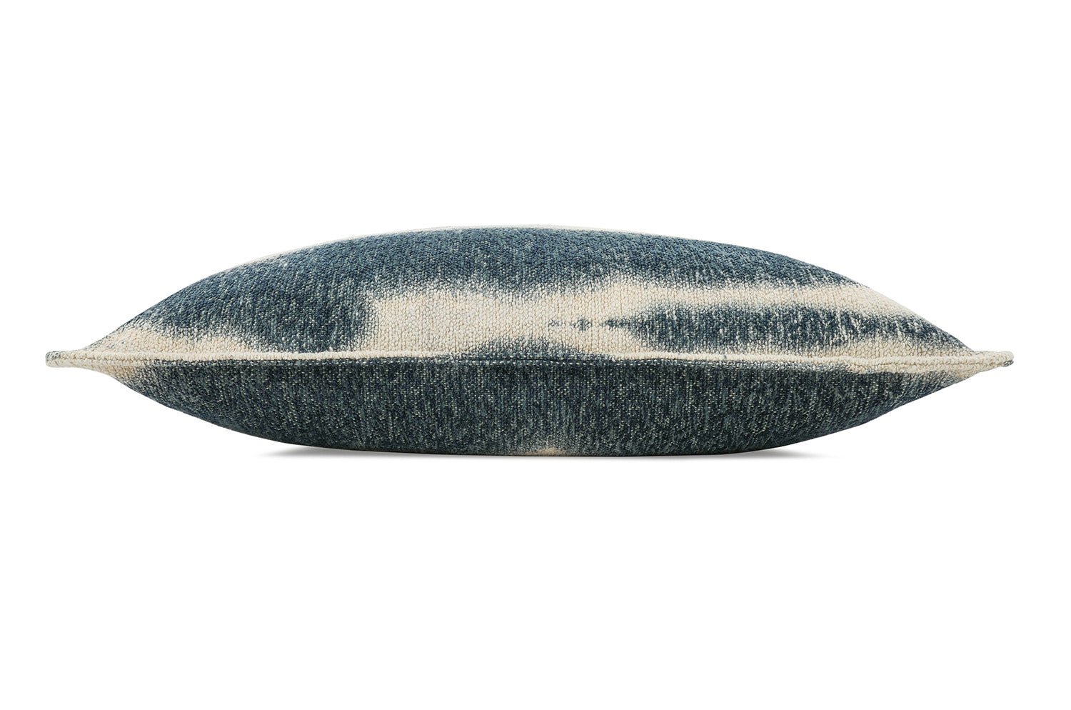 【海外取寄品】BLACK edition(ブラックエディション) Xenia クッション(Orion) 65x65cm 中材付 - HOUSE OF JAPAN Shop