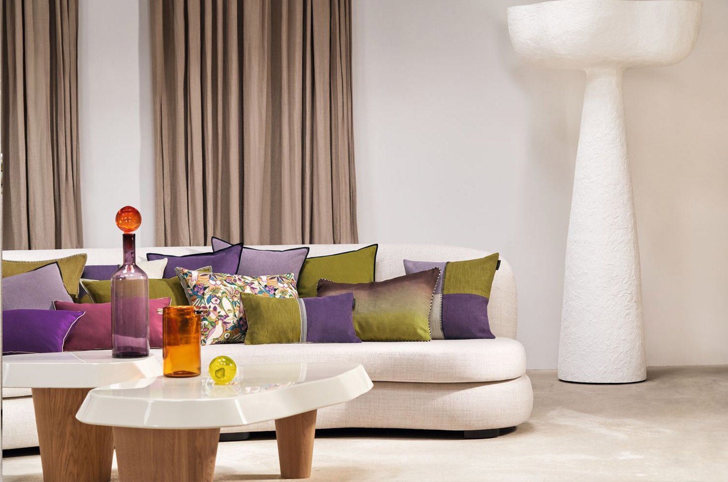 【海外取寄品】CASAMANCE AURORE オウロール クッション(オリーブ プープル) 60×40cm 中材付 - HOUSE OF JAPAN Shop