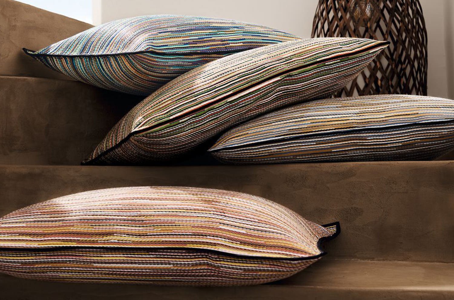 【海外取寄品】CASAMANCE AVERNO アヴェルノ クッション(ジョヌ オランジュ) 60×40cm 中材付 - HOUSE OF JAPAN Shop