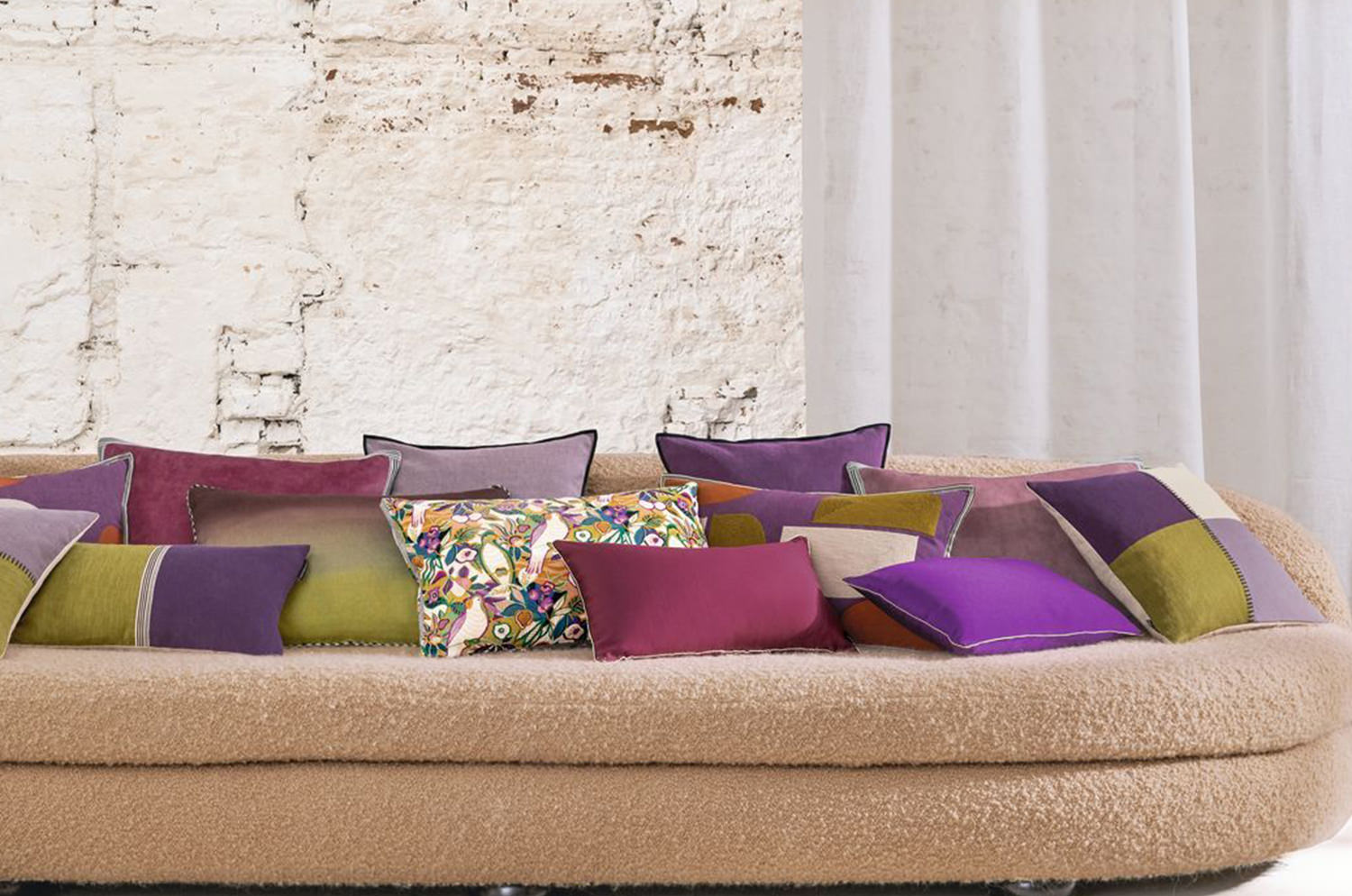 【海外取寄品】CASAMANCE BROOKS ブルックス クッション(プープル) 50×30cm 中材付 - HOUSE OF JAPAN Shop