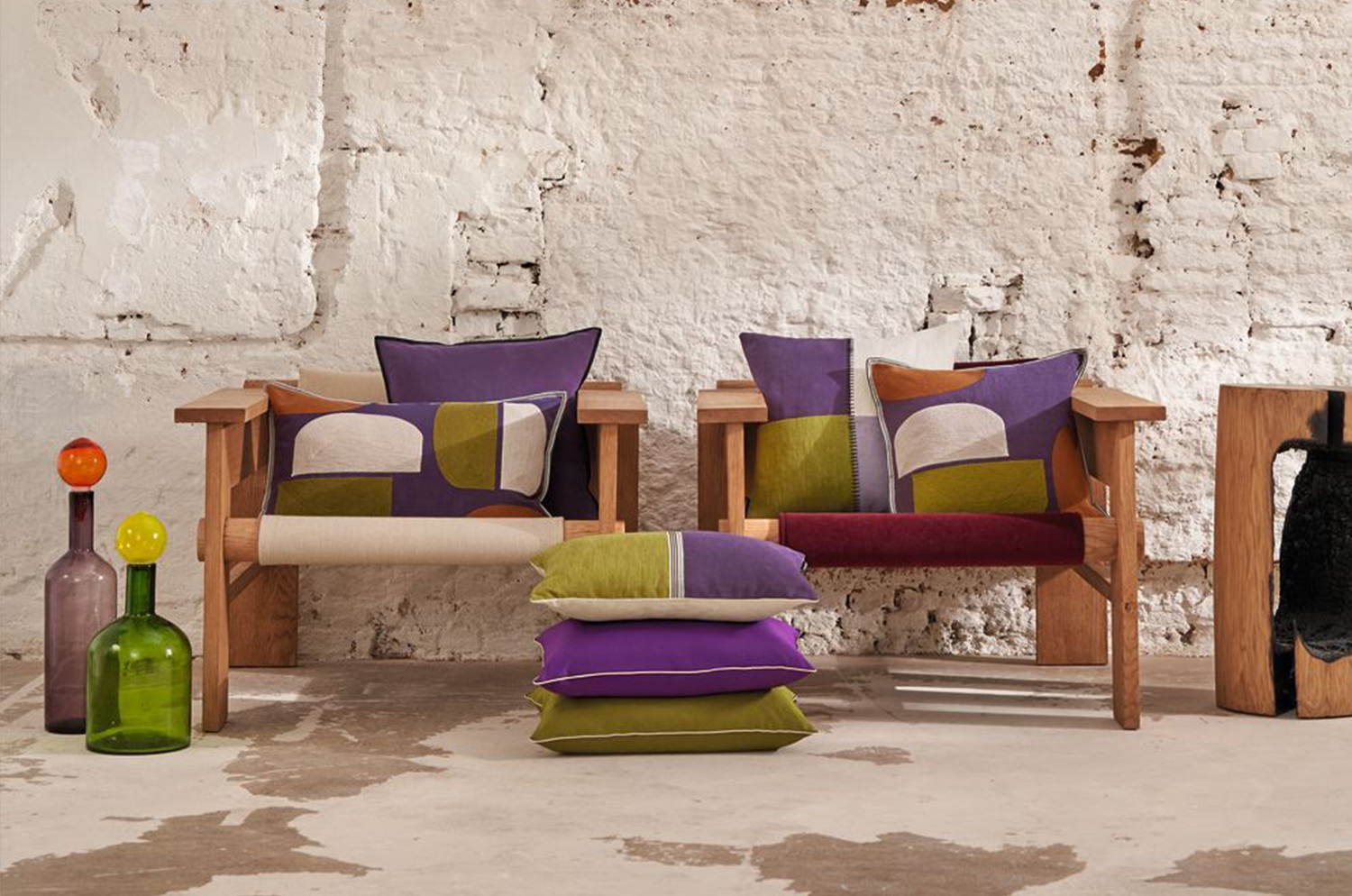 【海外取寄品】CASAMANCE BROOKS ブルックス クッション(ウルトラヴィオレ) 50×30cm 中材付 - HOUSE OF JAPAN Shop