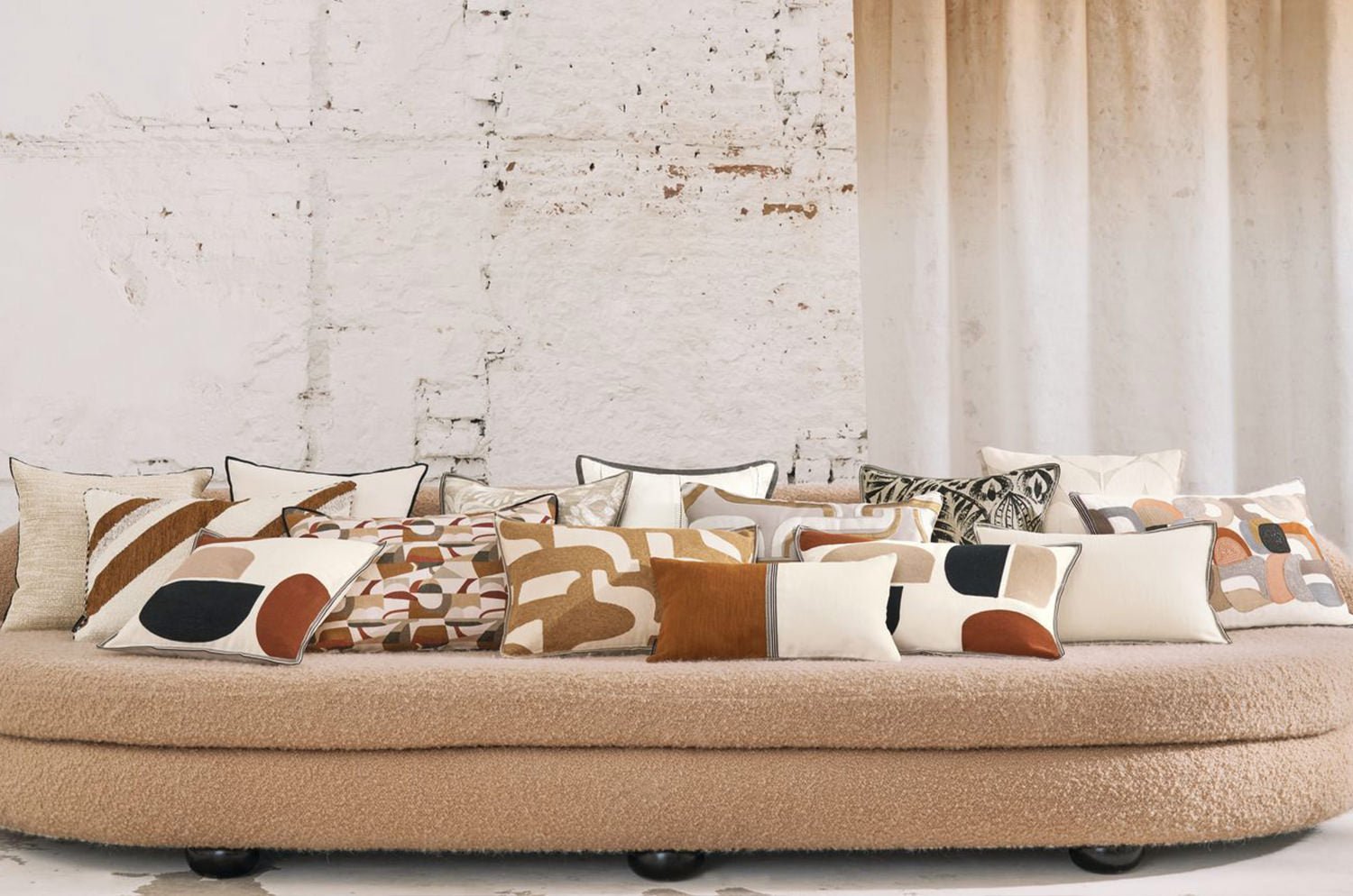 【海外取寄品】CASAMANCE FLEUR DE LIN フルール ド ラン クッションカバー(ブラン) 45×45cm - HOUSE OF JAPAN Shop