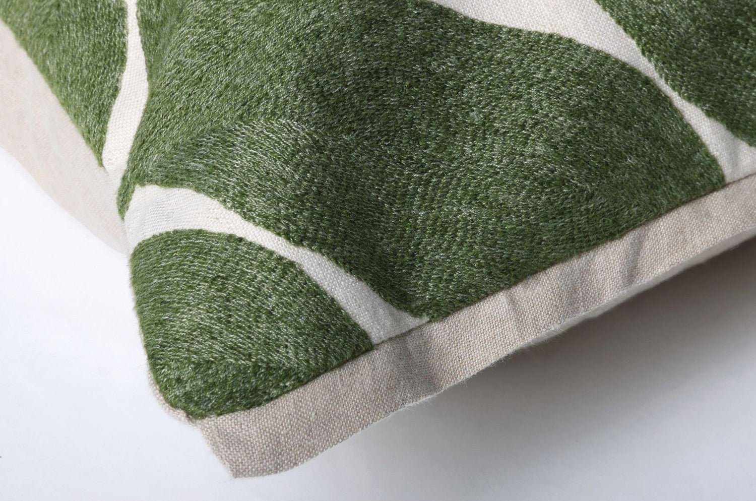 【海外取寄品】CASAMANCE HERBES FOLLES エルブ フォル クッションカバー(オリーブ) 45×45cm - HOUSE OF JAPAN Shop