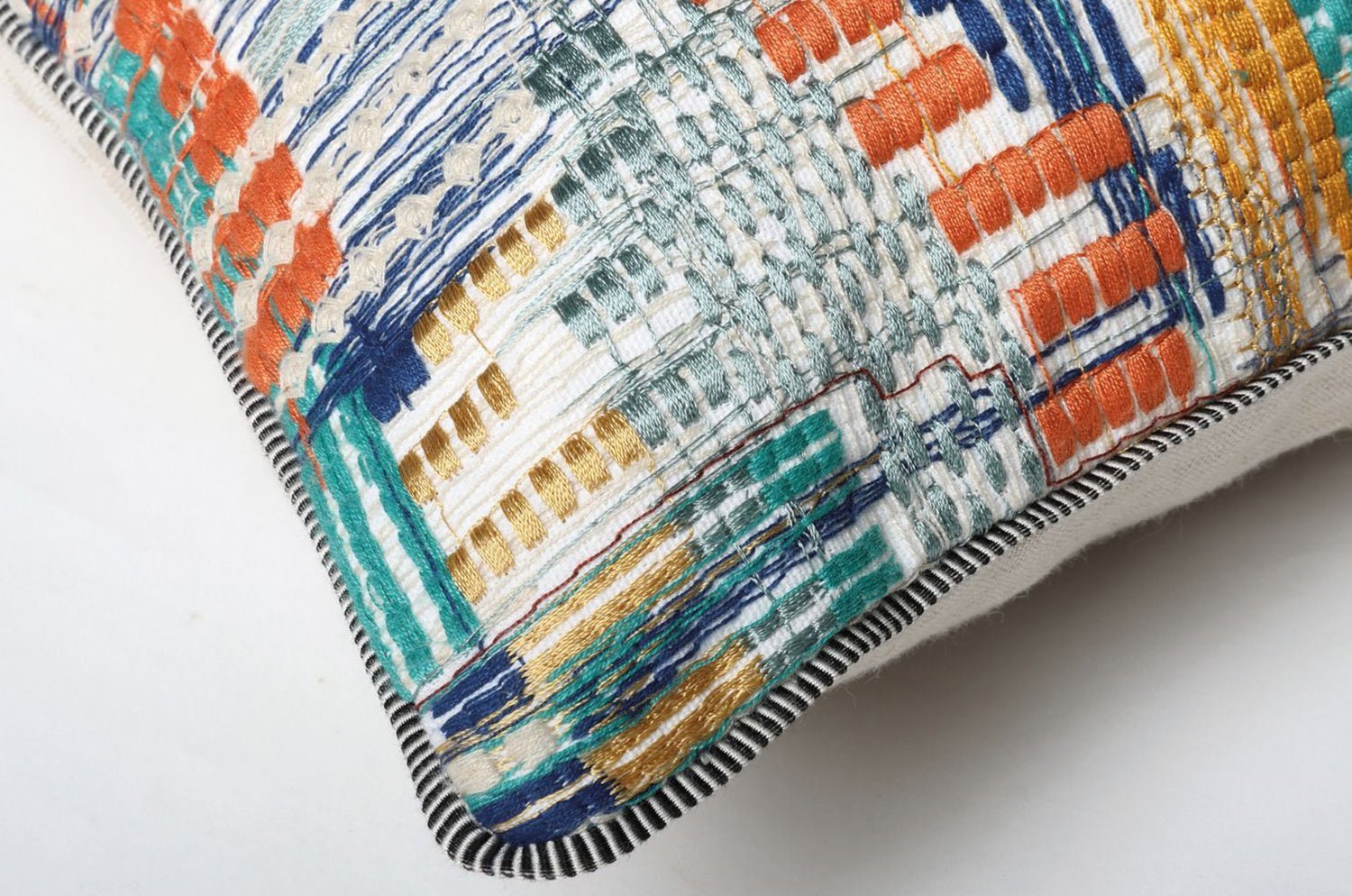 【海外取寄品】CASAMANCE POINT DE VUE ポワン ド ヴュ クッション(ターコイズ オランジュ ブリュレ) 60×40cm 中材付 - HOUSE OF JAPAN Shop