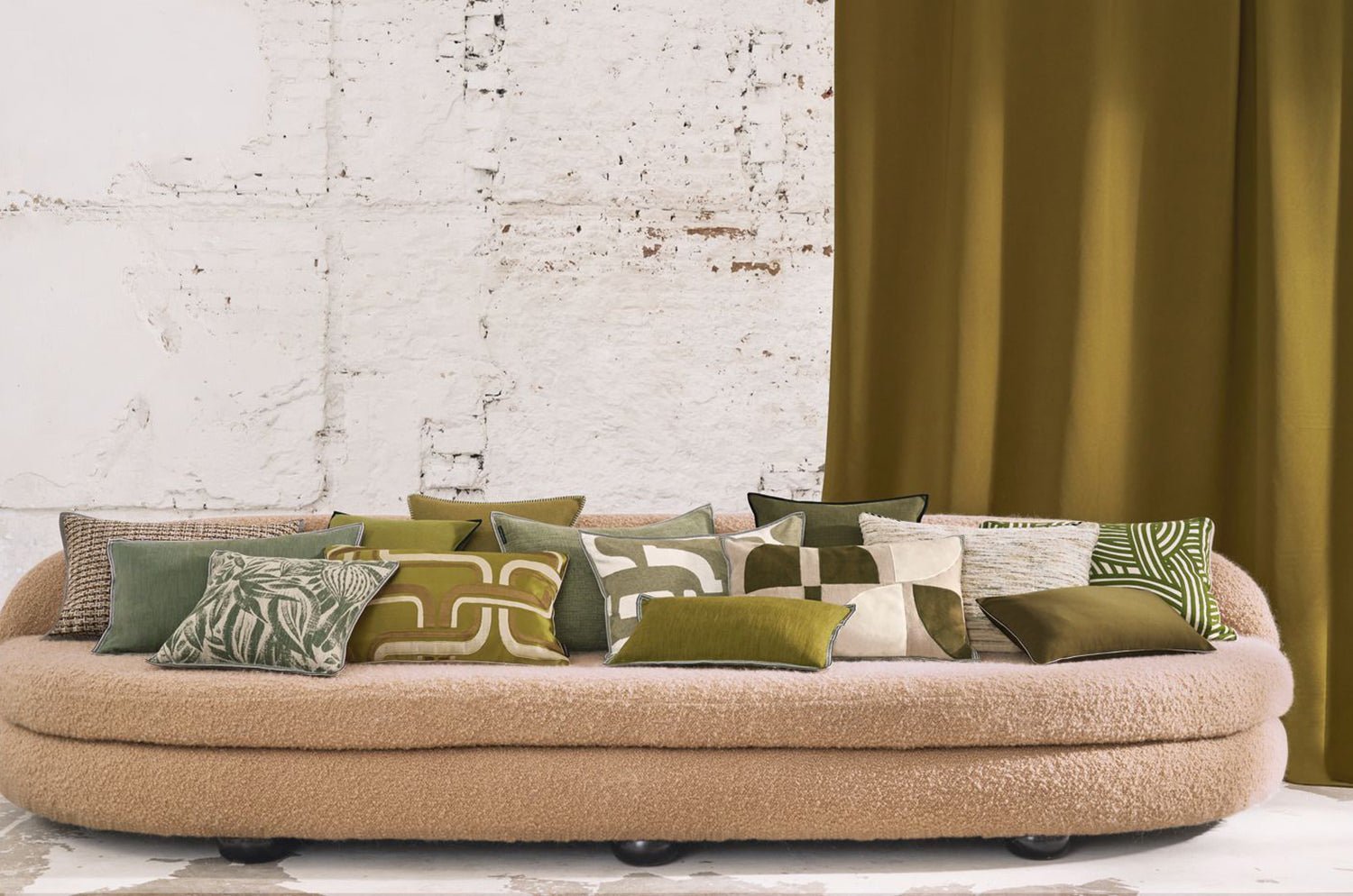 【海外取寄品】CASAMANCE RAITO レト クッション(ナクル キャメル) 60×40cm 中材付 - HOUSE OF JAPAN Shop