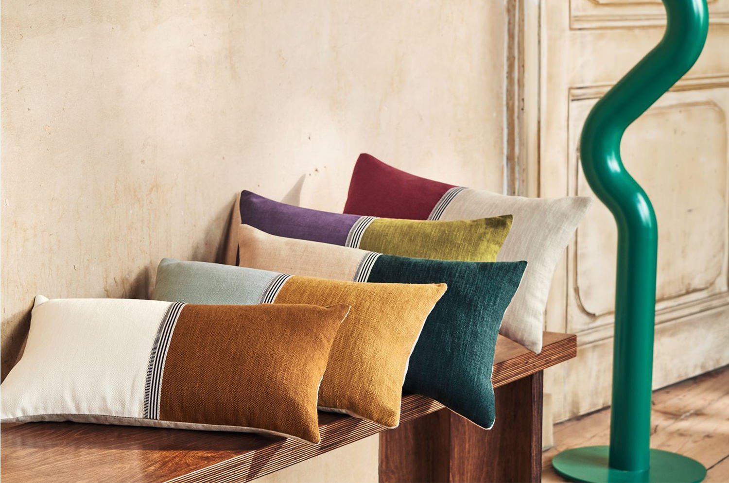 【海外取寄品】CASAMANCE RIME リム クッション(プラリヌ ブルー カナール) 50×30cm 中材付 - HOUSE OF JAPAN Shop