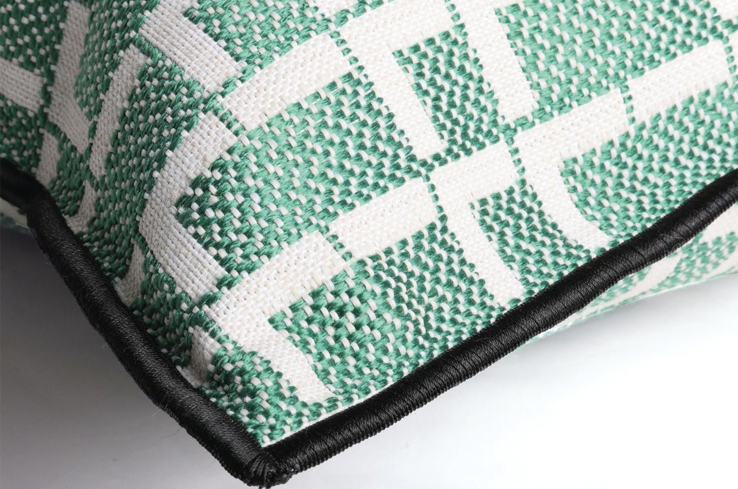 【海外取寄品】CASAMANCE RUFOLO ルフォロ クッションカバー(エメロウド) 45×45cm - HOUSE OF JAPAN Shop