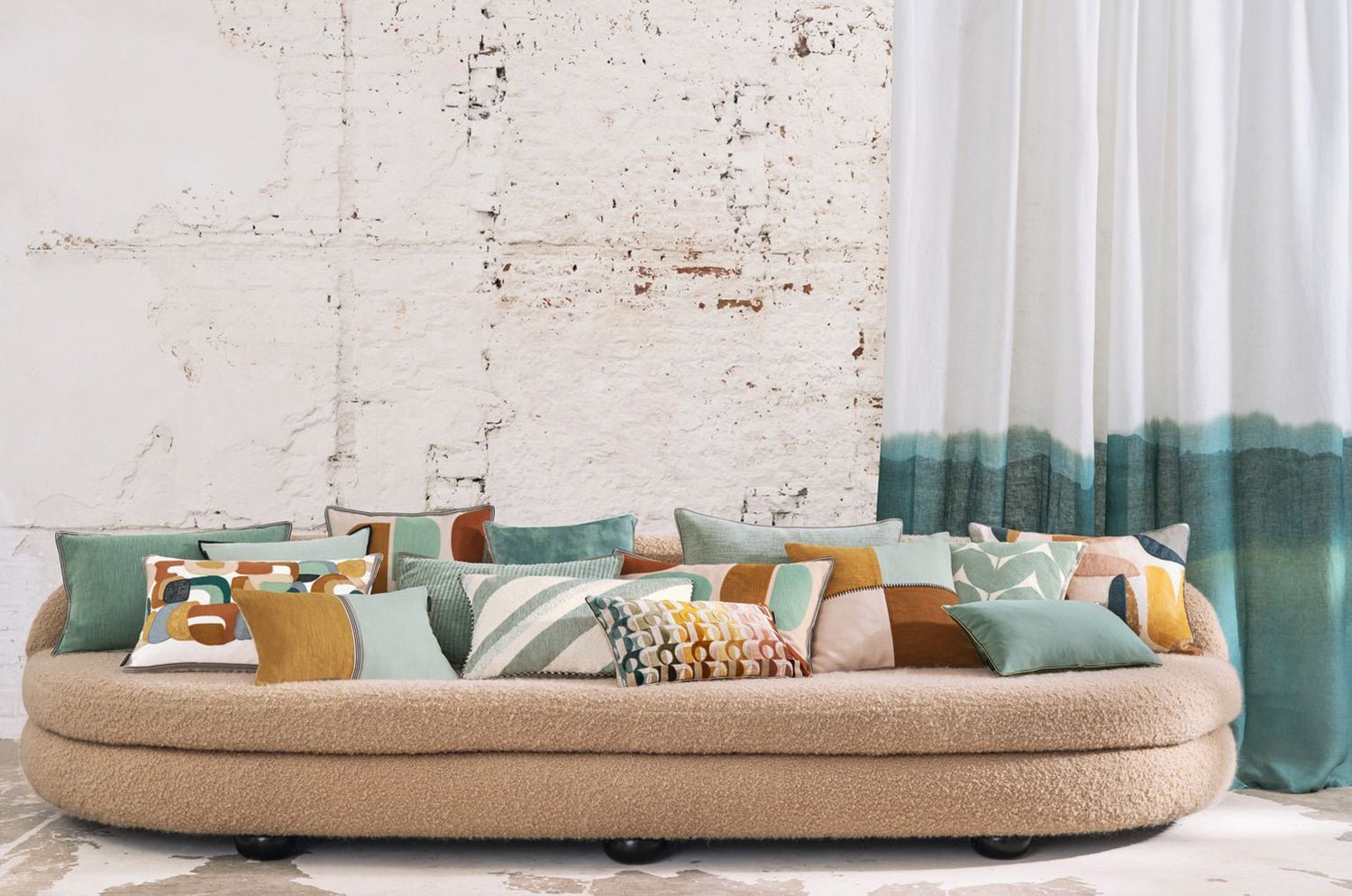 【海外取寄品】CASAMANCE SLALOM スラロム クッション(キャメル) 60×40cm 中材付 - HOUSE OF JAPAN Shop