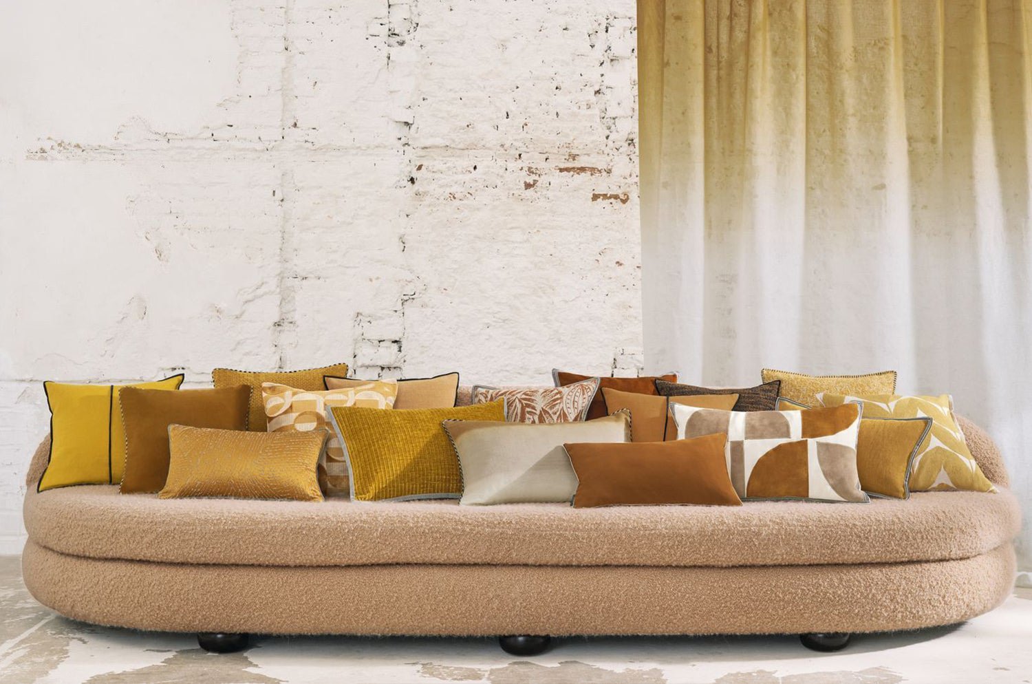 【海外取寄品】CASAMANCE VALARTA ヴァラルタ クッションカバー(テール ド シエンヌ ) 45×45cm - HOUSE OF JAPAN Shop