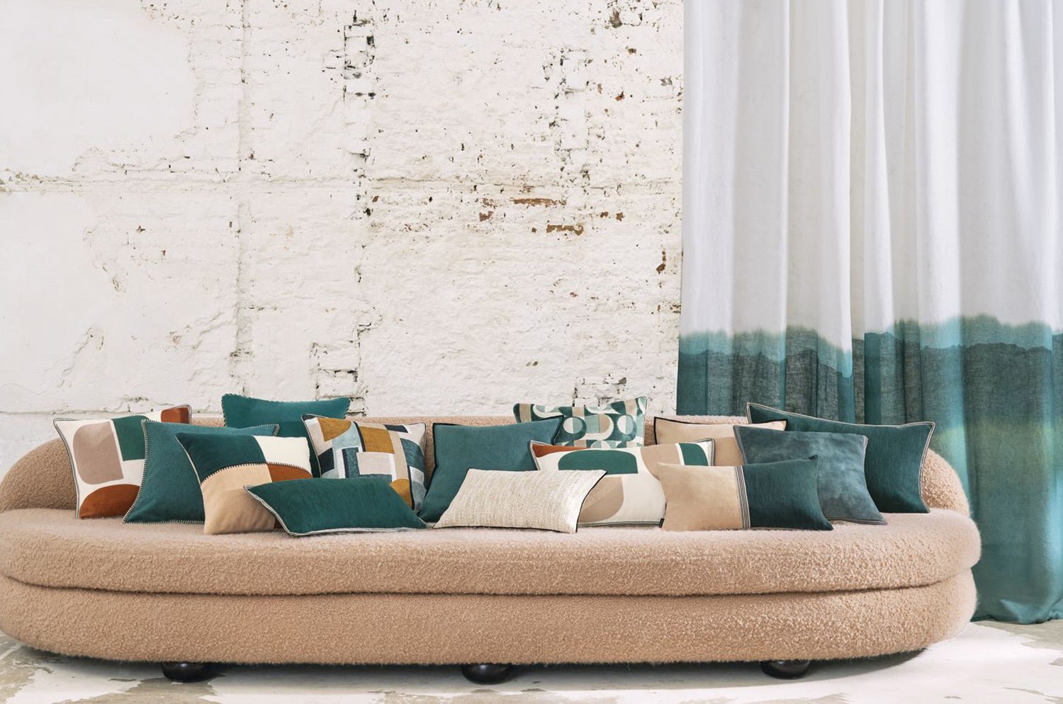 【海外取寄品】CASAMANCE WAHA ワハ クッションカバー(グレージュ) 45×45cm - HOUSE OF JAPAN Shop