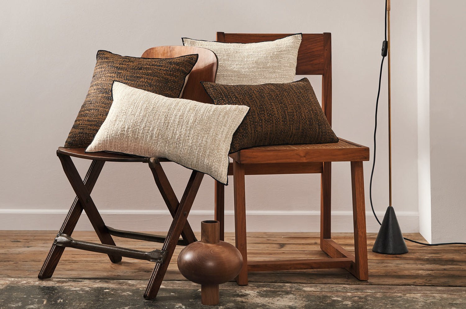 【海外取寄品】CASAMANCE WAHA ワハ クッション(アンスラシット) 50×30cm 中材付 - HOUSE OF JAPAN Shop