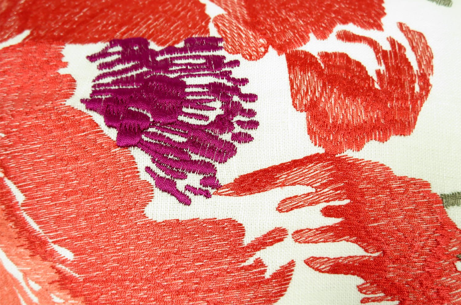 CASAMANCE(カサマンス)Lombok フリル刺繍クッション No.02 53×30cm 中材付 - HOUSE OF JAPAN Shop