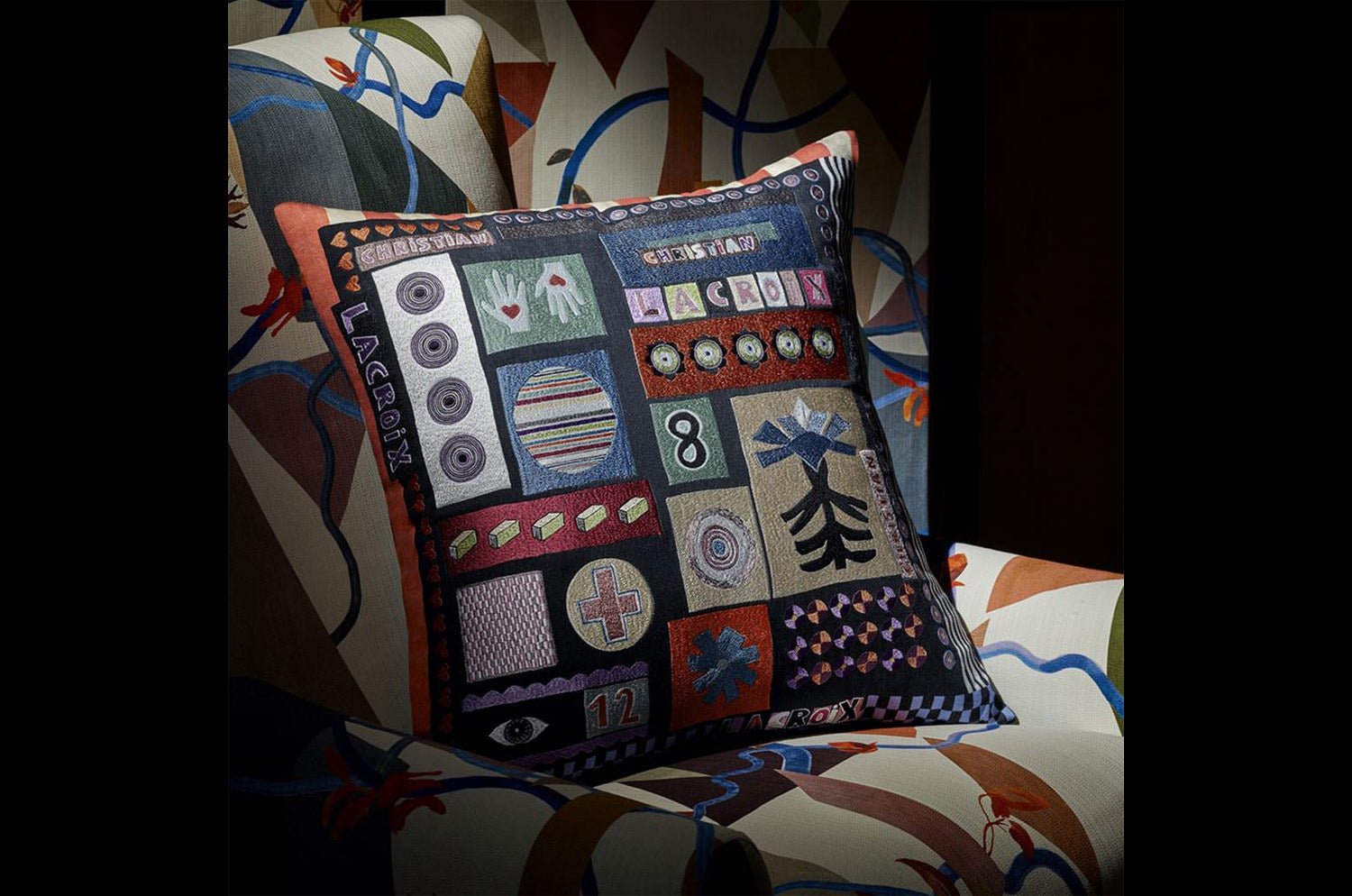 【海外取寄品】Christian Lacroix Bloc Note Mosaique クッション 55×55cm 中材付 - HOUSE OF JAPAN Shop