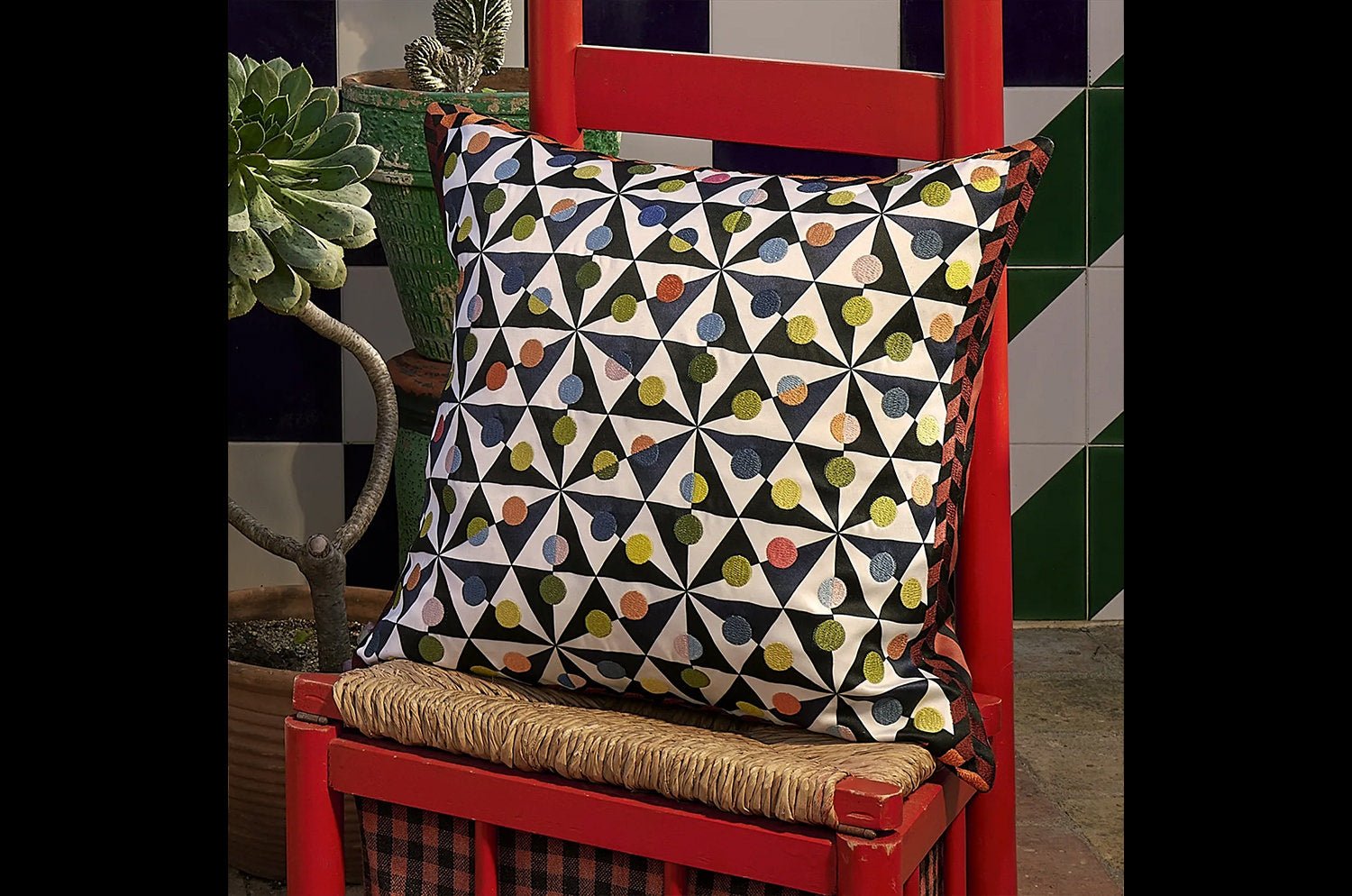 【海外取寄品】Christian Lacroix Mila omate Cushion ミラ トマテ クッションカバー 50×50cm - HOUSE OF JAPAN Shop