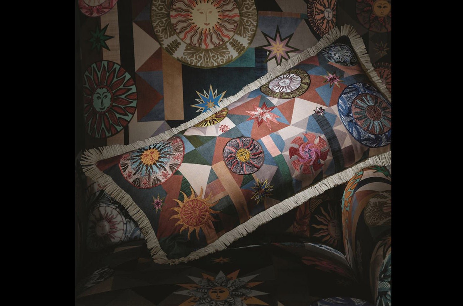 【海外取寄品】Christian Lacroix Trinquetaille Terre Cuite クッション 60×30cm 中材付 - HOUSE OF JAPAN Shop