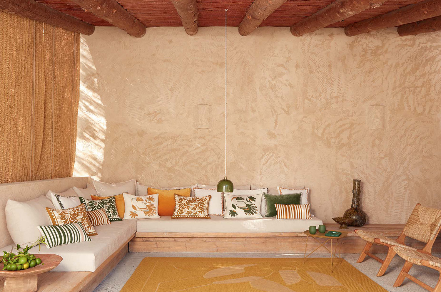 【海外取寄品】ELITIS(エリティス) Canopee クッション(Safran) 55x40cm 中材付 - HOUSE OF JAPAN Shop