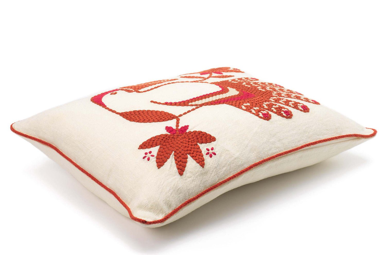 【海外取寄品】ELITIS(エリティス) Cristobal クッション(Grenadine) 55x40cm 中材付 - HOUSE OF JAPAN Shop