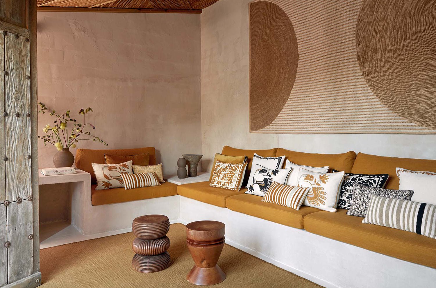 【海外取寄品】ELITIS(エリティス) Cristobal クッション(Safran) 55x40cm 中材付 - HOUSE OF JAPAN Shop