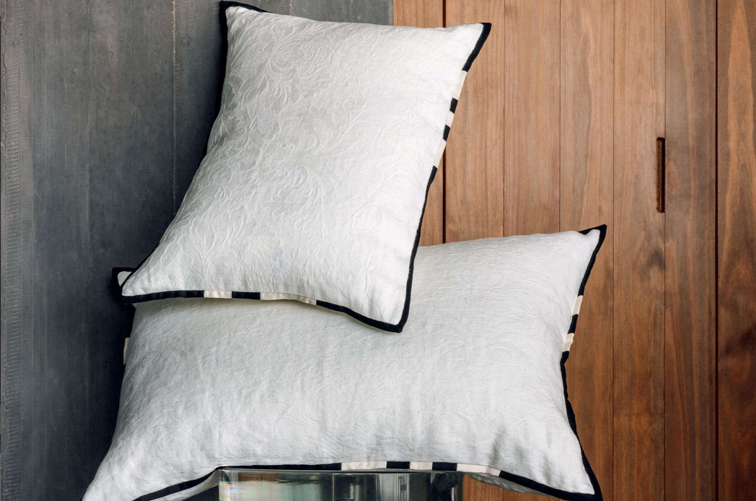 【海外取寄品】ELITIS(エリティス) Hudson Big クッション(Albâtre) 70x50cm 中材付 - HOUSE OF JAPAN Shop