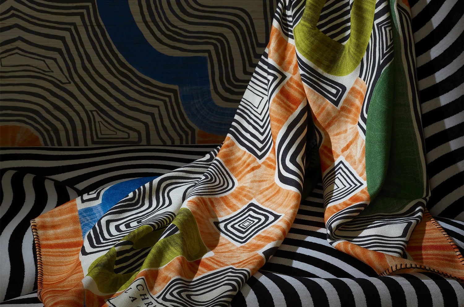 En Allant Aux Baux Cypres Merino Wool Throw アラン オ ボー サイプレス メリノウール スロー|Christian Lacroix(クリスチャンラクロワ) - HOUSE OF JAPAN Shop