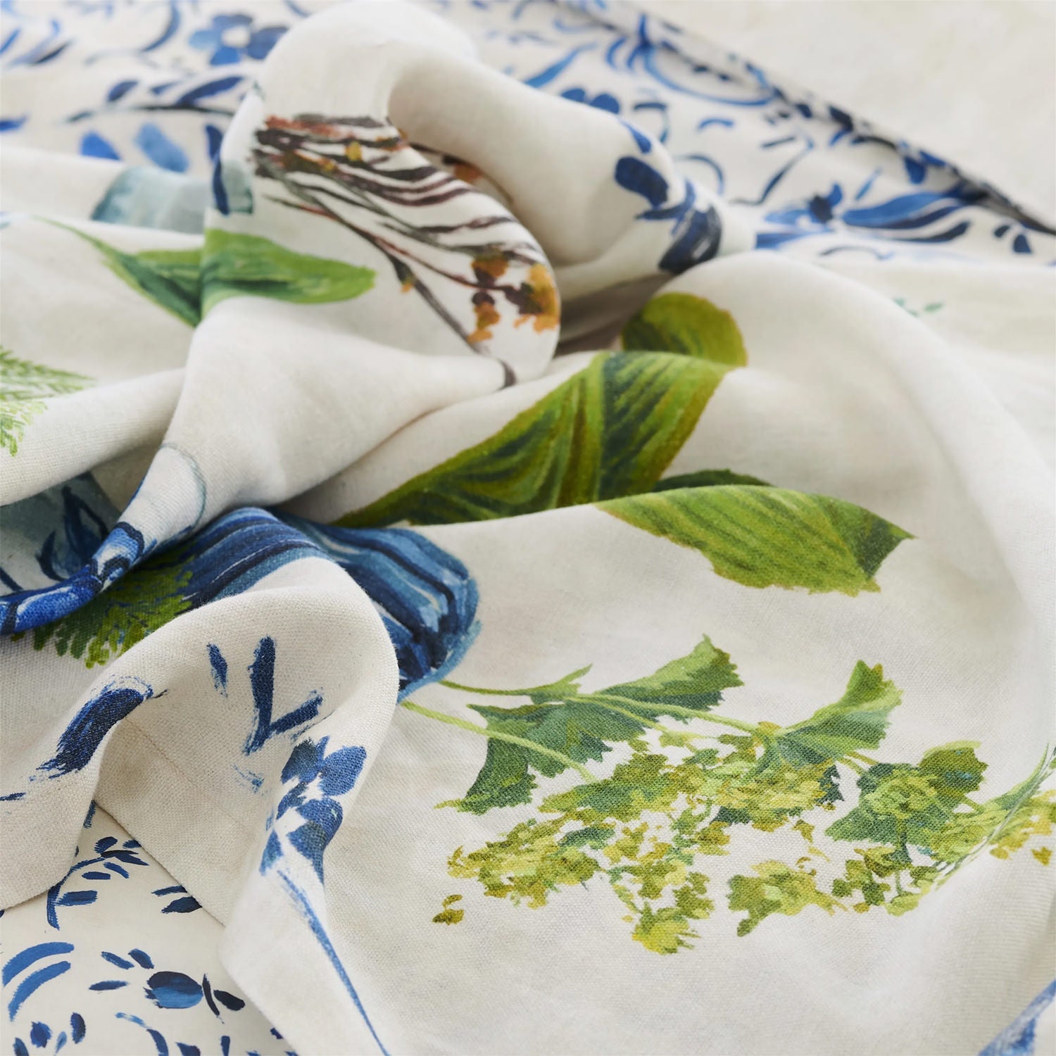 Kawana Delft Throw カワナ デルフト スロー|Designers Guild(デザイナーズギルド) - HOUSE OF JAPAN Shop