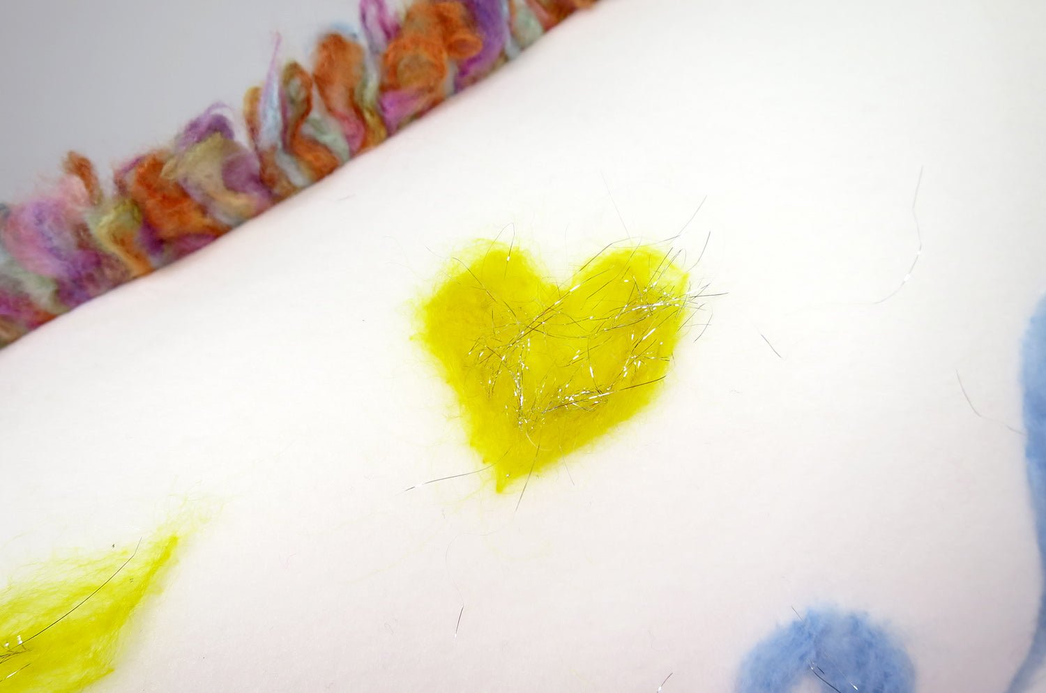 癒されレタードメッセージフリースクッション LOVE ハンドメイド 45×30 中材付 - HOUSE OF JAPAN Shop