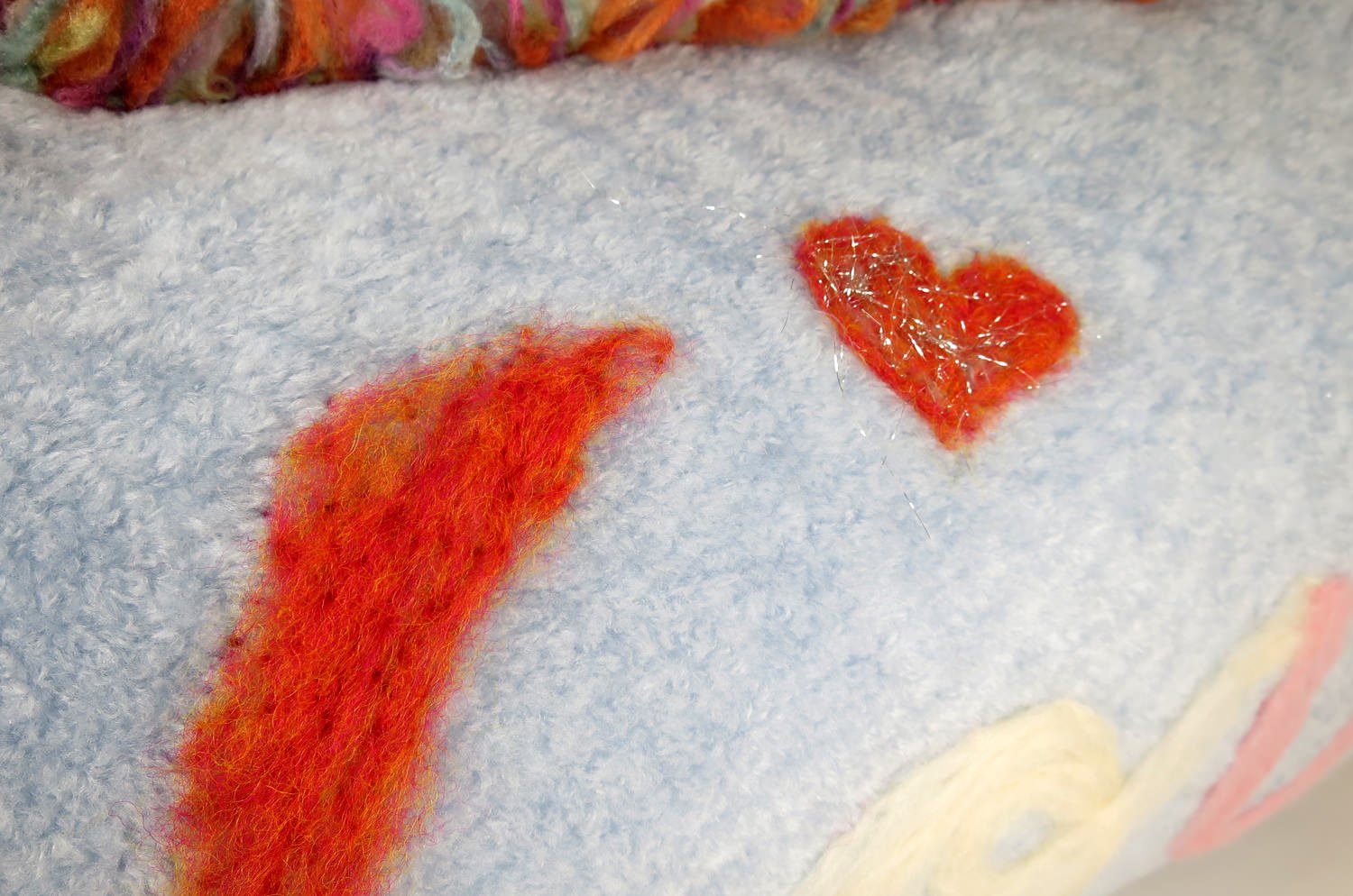 癒されレタードメッセージフリースクッション LOVE ハンドメイド 55(59)cm×33(37)cm 中材付 - HOUSE OF JAPAN Shop