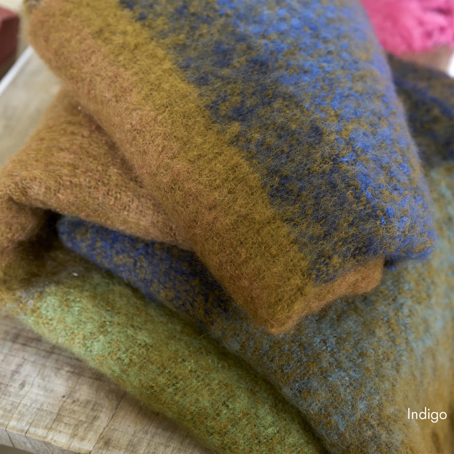 Mikome Throw ミコメ スロー|Designers Guild(デザイナーズギルド) - HOUSE OF JAPAN Shop