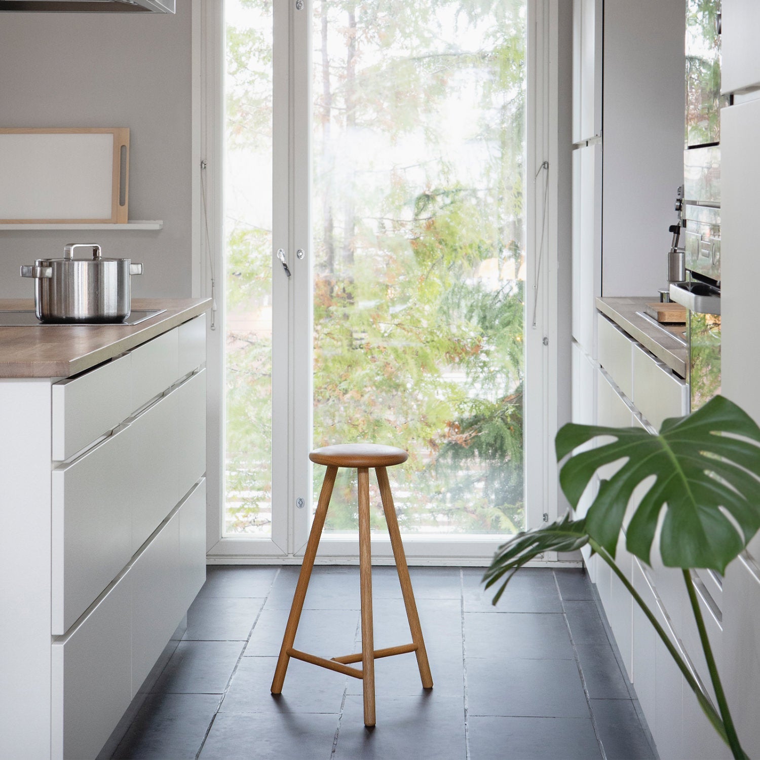 PERCH BAR STOOL パーチ バースツール (Natural Wood Oil)|NIKARI - HOUSE OF JAPAN Shop