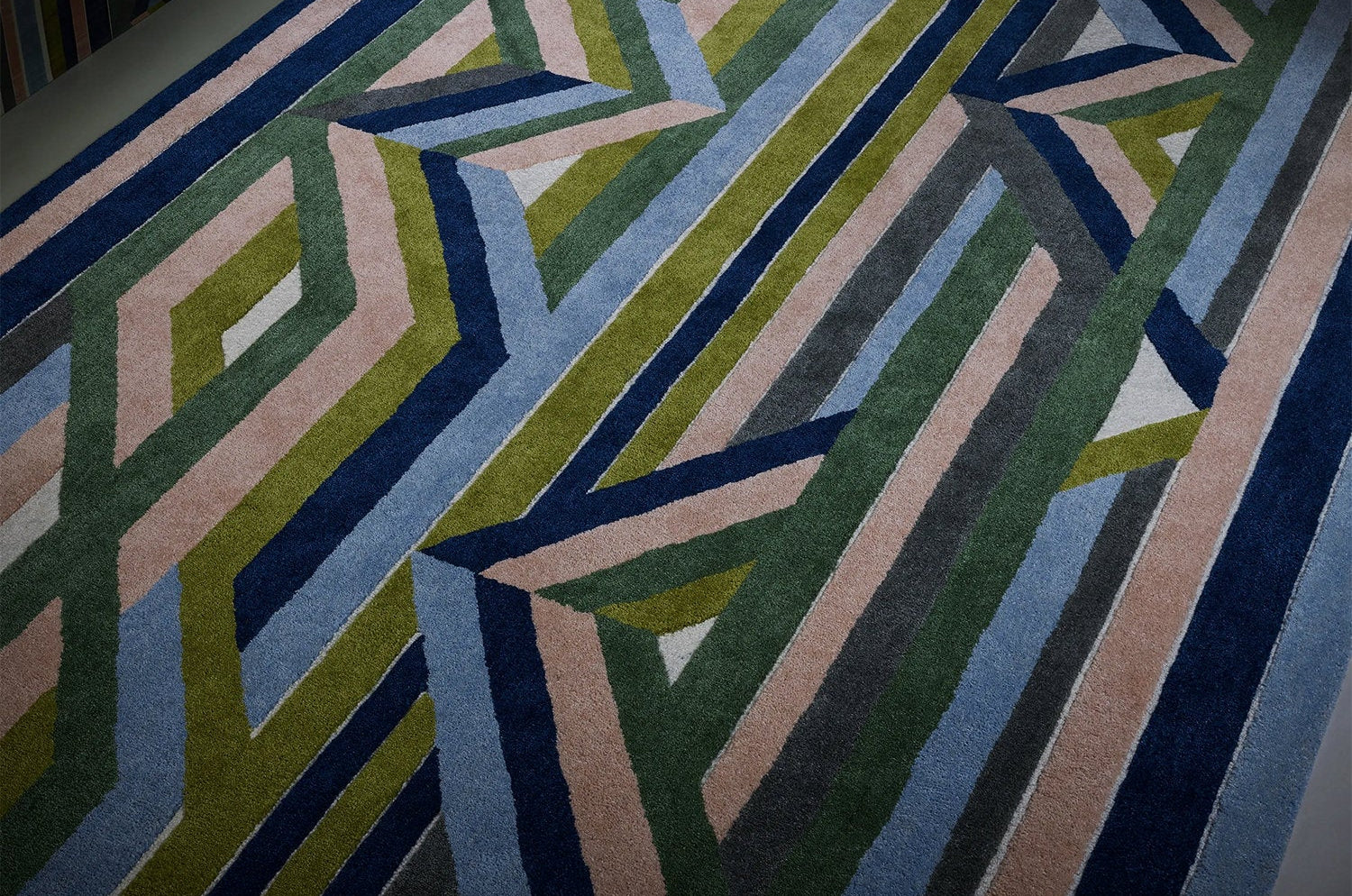 Reflets Sur Le Rhone - Vert Riziere Rug ルフレ シュル ル ローヌ ヴェール リジュイール ラグ|Christian Lacroix(クリスチャンラクロワ) - HOUSE OF JAPAN Shop