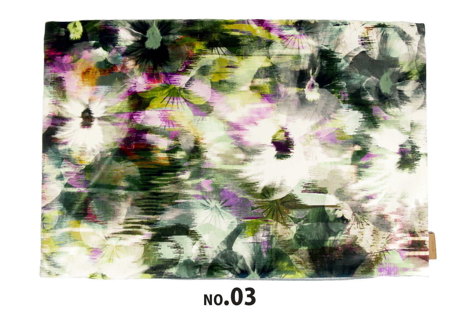 Romo Black Edition Kansai Velvet Itary カンサイベルベットクッション フラワー(NO.03) 60×40cm 中材付 - HOUSE OF JAPAN Shop