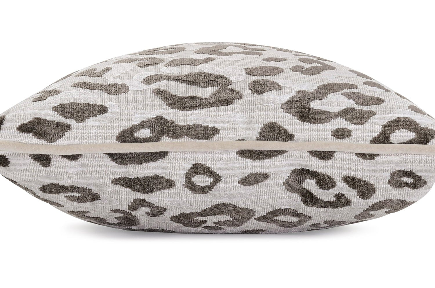 【海外取寄品】ROMO(ロモ) Mimi Velvetクッション(Gris) 60x40cm 中材付 - HOUSE OF JAPAN Shop