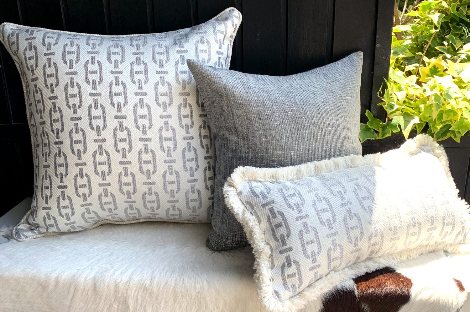 The ANDREW MARTIN アンドリューマーチン Burlington クッションカバー Cloud 55×55cm - HOUSE OF JAPAN Shop