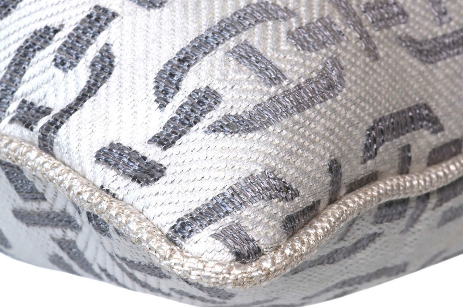 The ANDREW MARTIN アンドリューマーチン Burlington クッションカバー Cloud 55×55cm - HOUSE OF JAPAN Shop