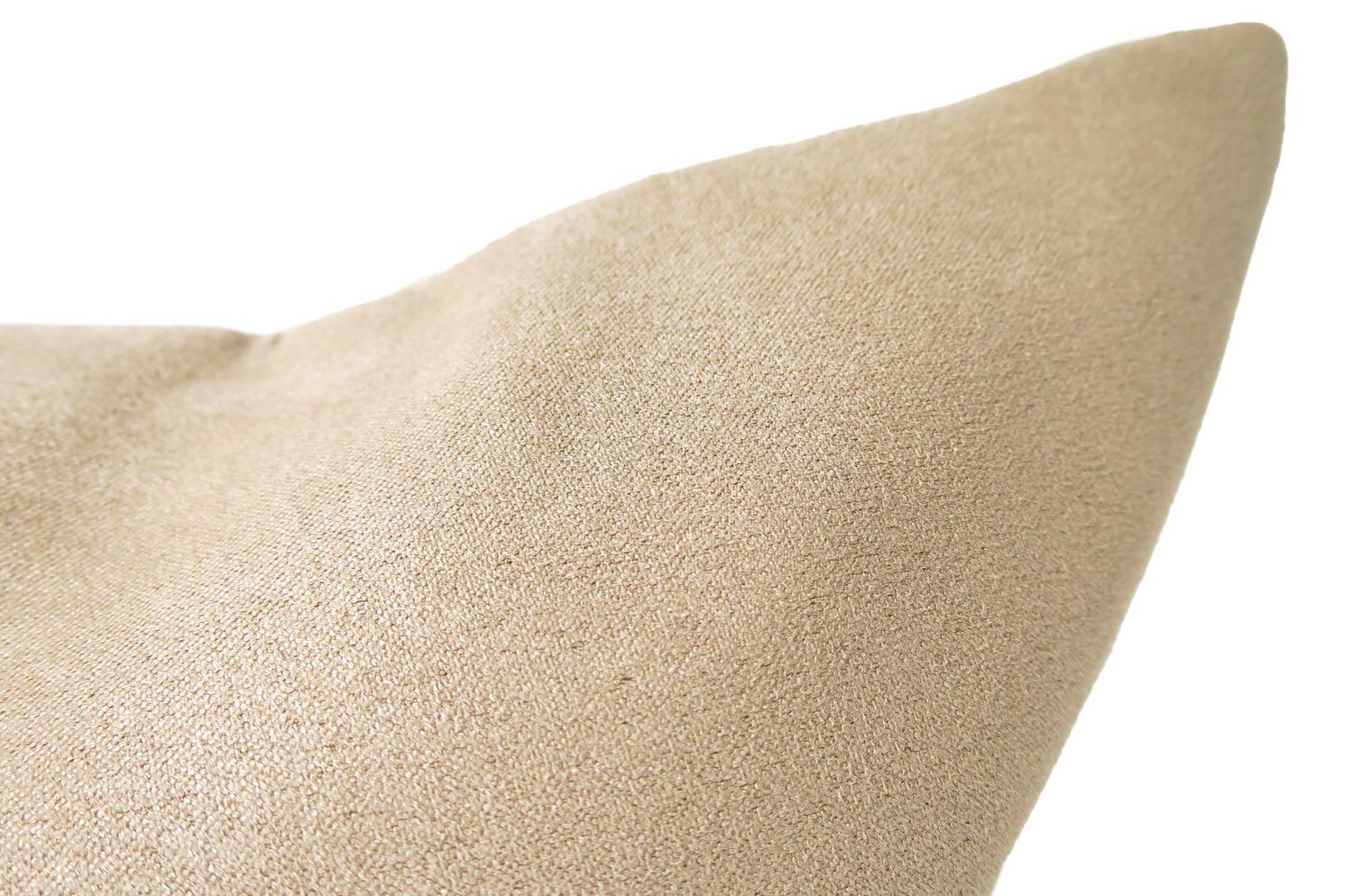 The Baghera Suede ベージュスエード&ラッカーニジップクッションカバー 45×45cm - HOUSE OF JAPAN Shop