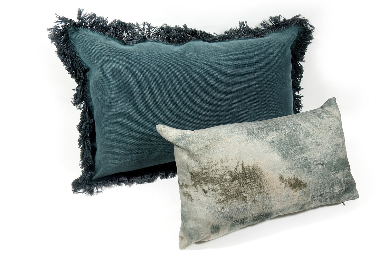 The Big Tough ビッグでタフなフリンジクッション ブルー 65×42cm 中材付 - HOUSE OF JAPAN Shop