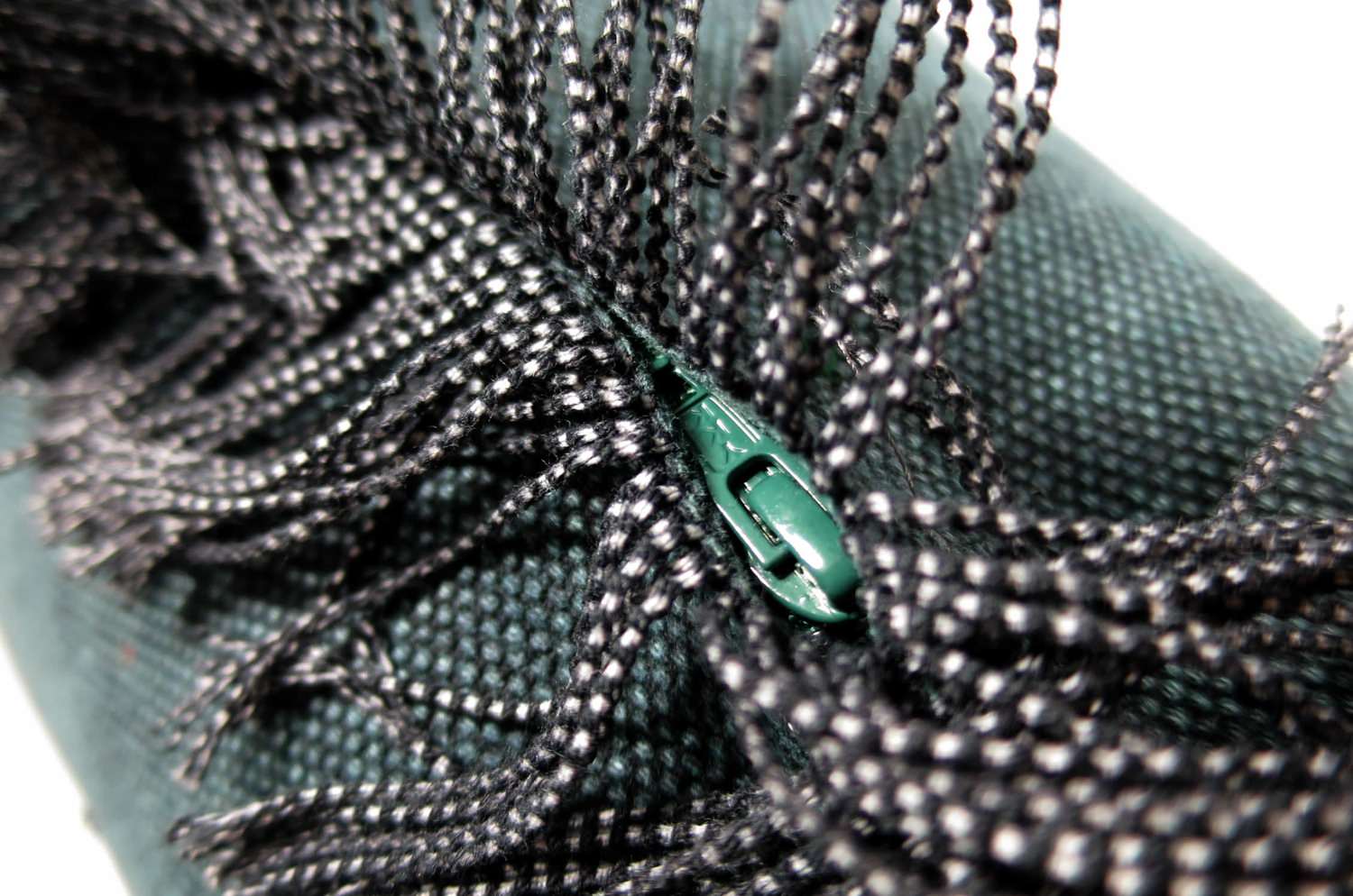 The Big Tough ビッグでタフなフリンジクッション ブルー 65×42cm 中材付 - HOUSE OF JAPAN Shop