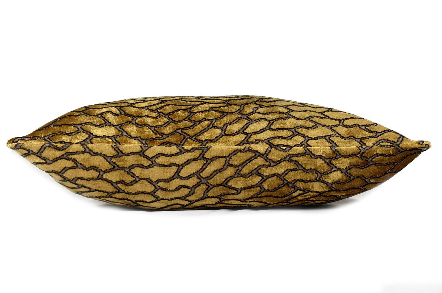 The BLACK edition ROMITA AUTUMN カットベルベットクッション 50×35cm 中材付 - HOUSE OF JAPAN Shop