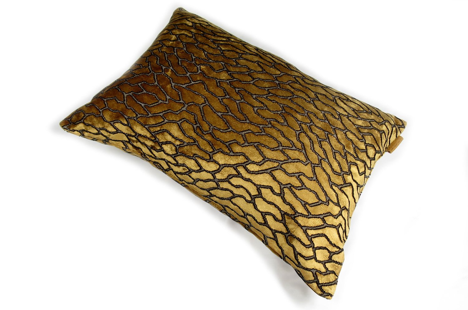 The BLACK edition ROMITA AUTUMN カットベルベットクッション 50×35cm 中材付 - HOUSE OF JAPAN Shop