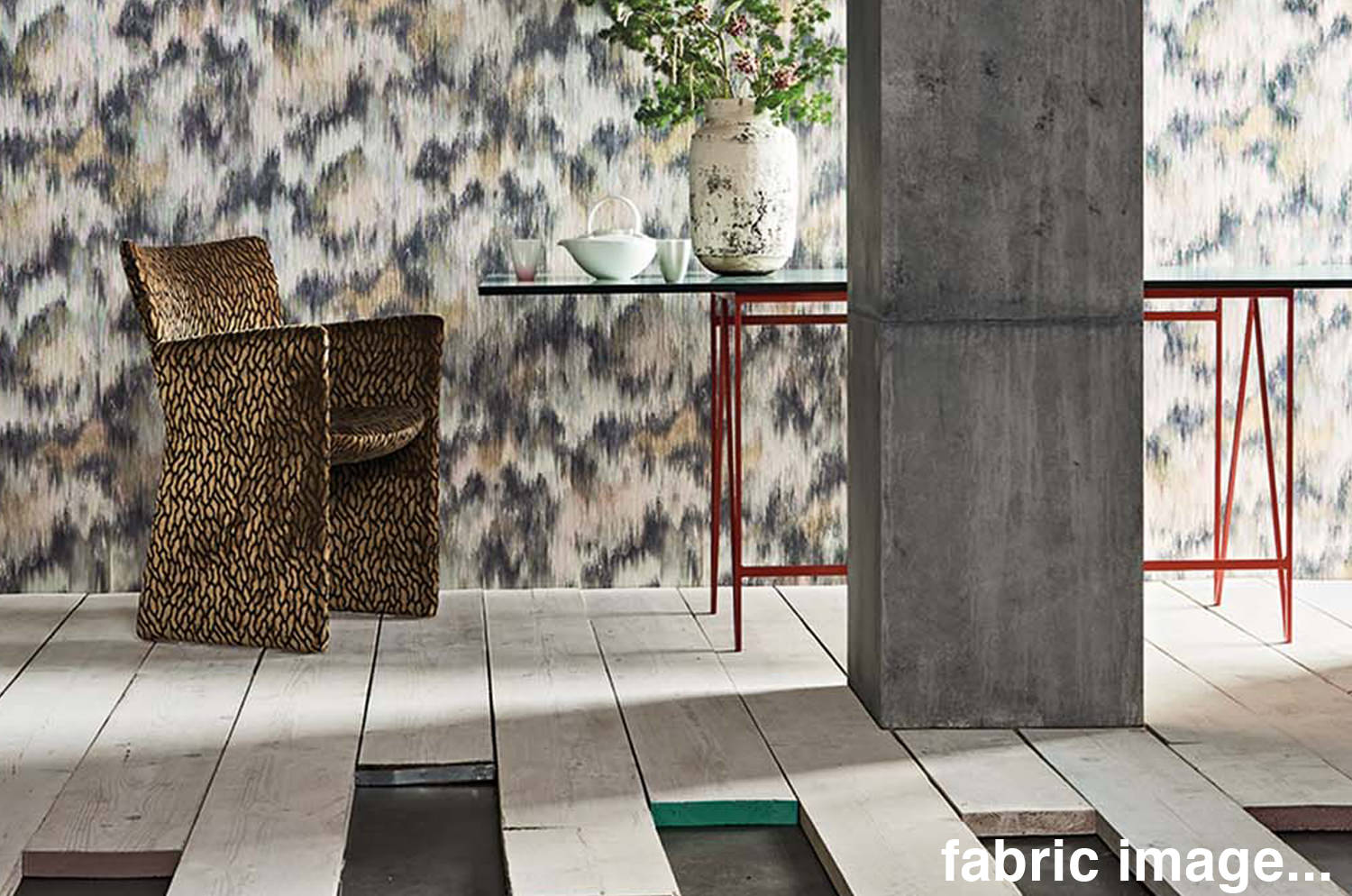 The BLACK edition ROMITA AUTUMN カットベルベットクッション 50×35cm 中材付 - HOUSE OF JAPAN Shop