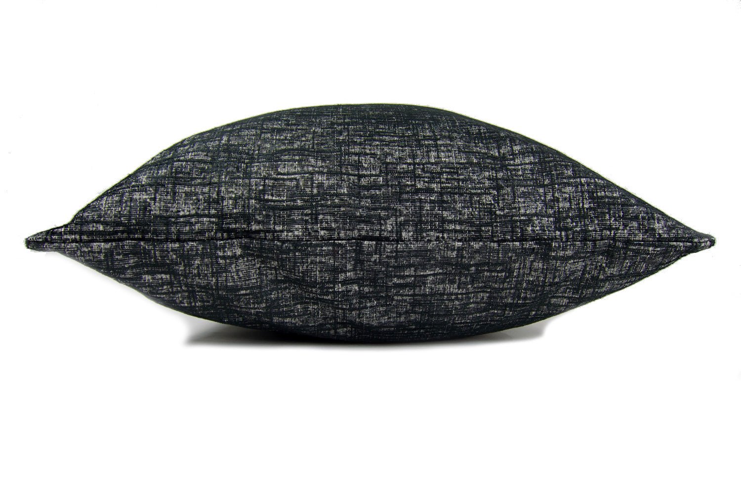 The Blurred pattern クッションカバー ブラック 45cm角 - HOUSE OF JAPAN Shop