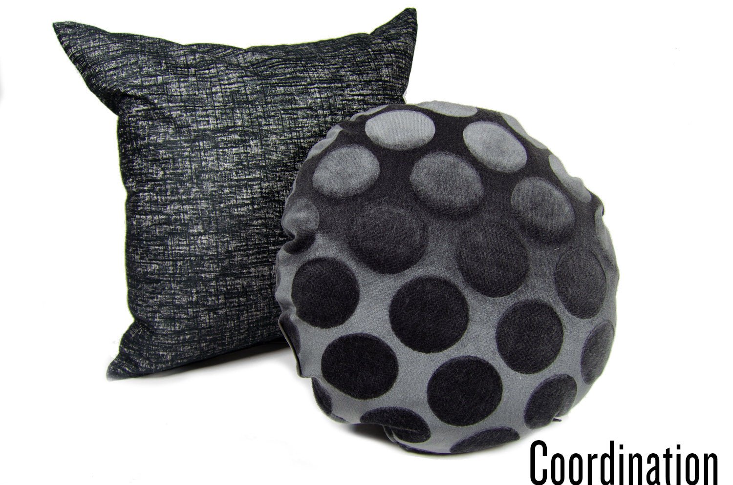 The Blurred pattern クッションカバー ブラック 45cm角 - HOUSE OF JAPAN Shop