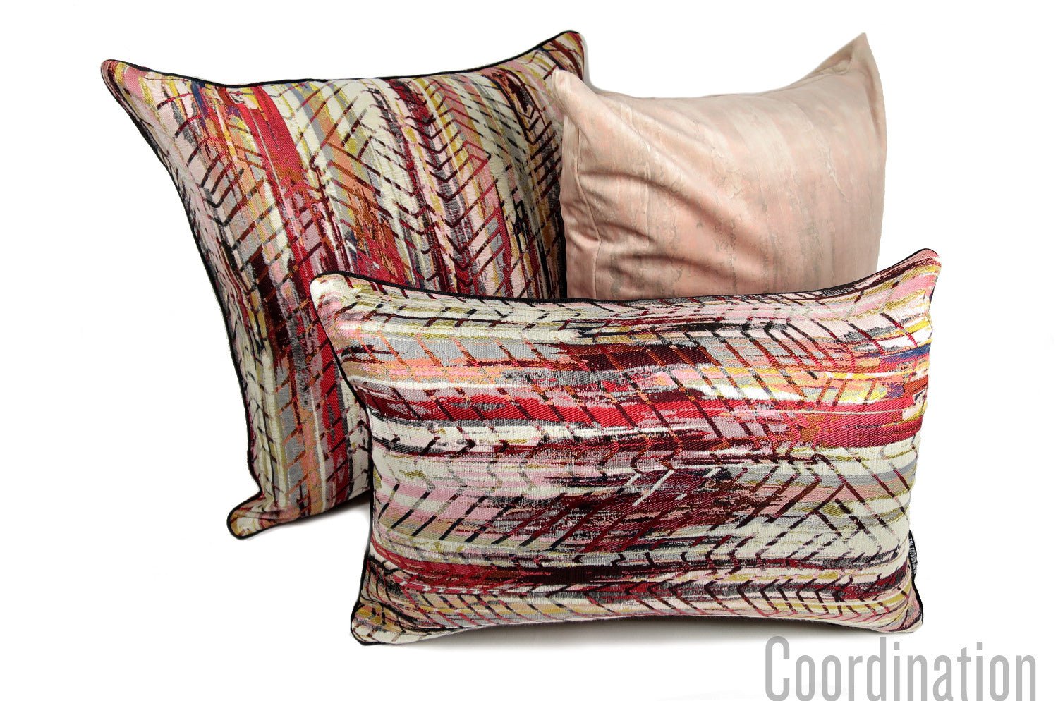 The BOHEMIAN Hot Cherry クッション 45×30cm 中材付 - HOUSE OF JAPAN Shop