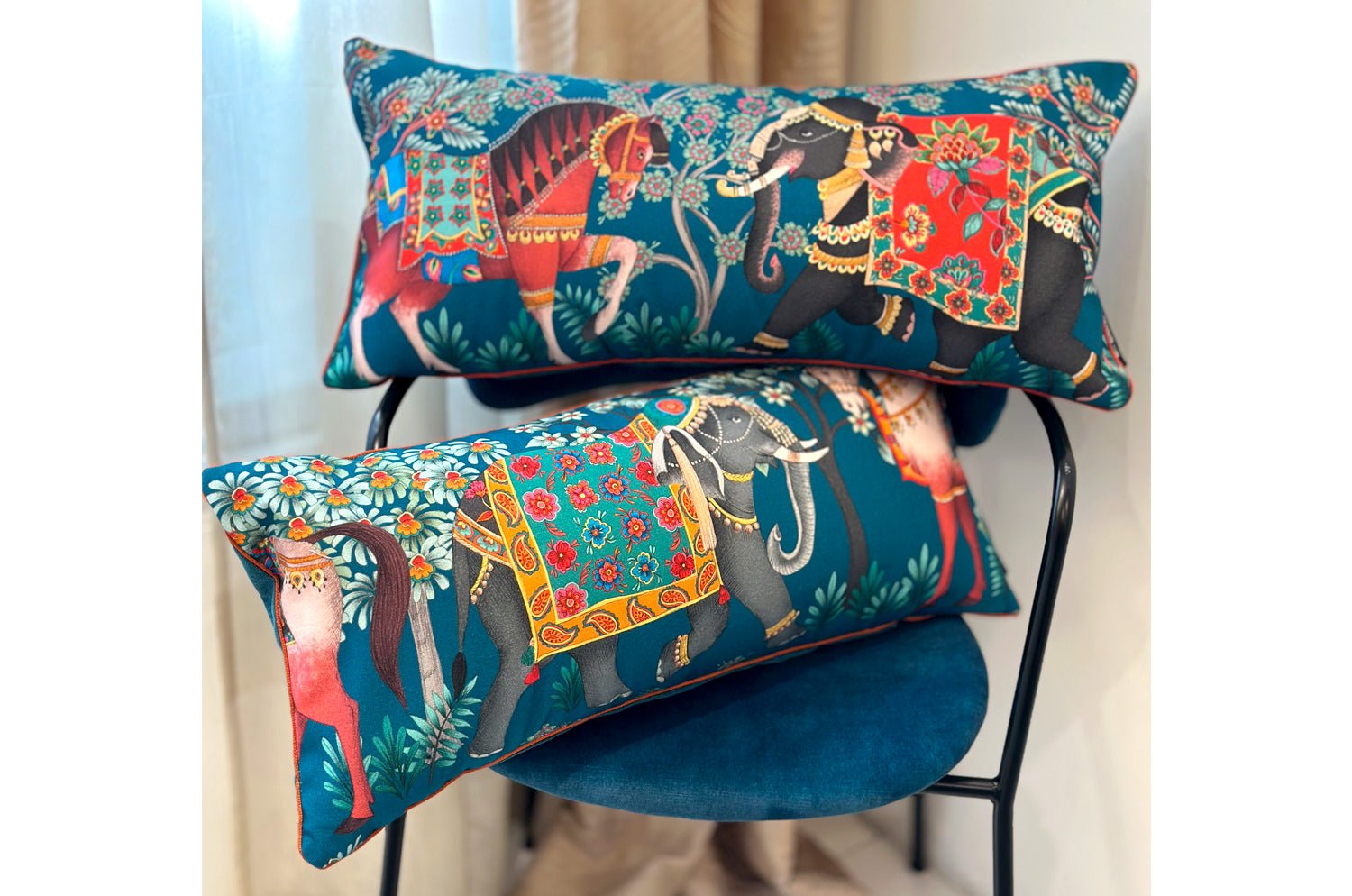 The Bohemian Rhapsodi ボヘミアンラプソディ(b1) 横長クッション 68cm×31cm 中材付 - HOUSE OF JAPAN Shop